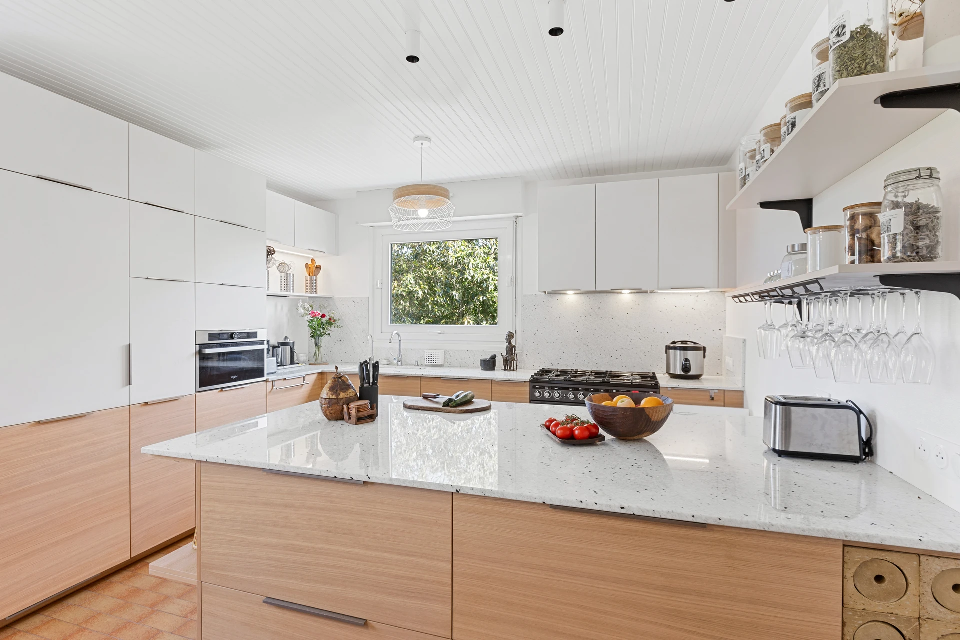 cuisine traditionnel plan de travail granit